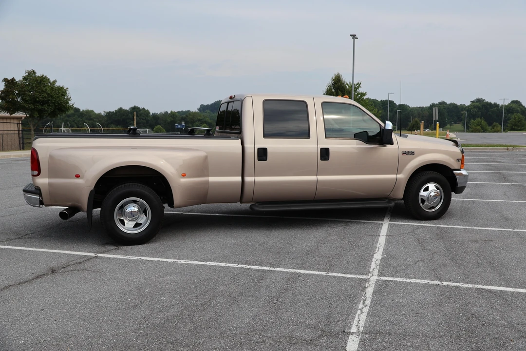 1999 Ford Super Duty 1st Gen - Image 15 of 31