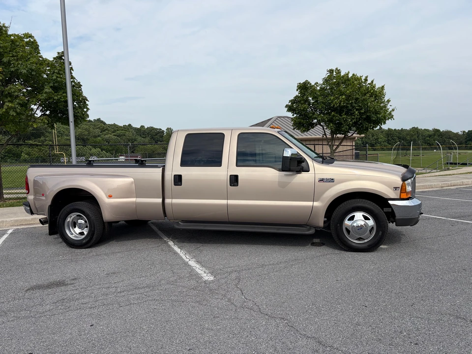 1999 Ford Super Duty 1st Gen - Image 16 of 31
