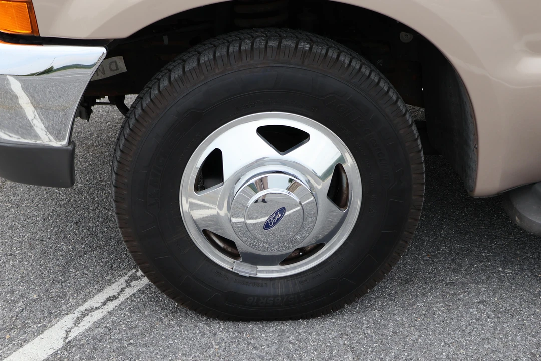 1999 Ford Super Duty 1st Gen - Image 18 of 31
