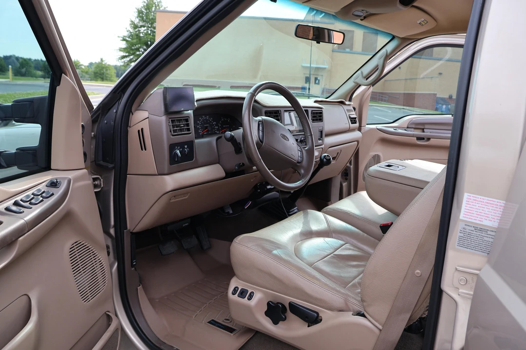 1999 Ford Super Duty 1st Gen - Image 28 of 31