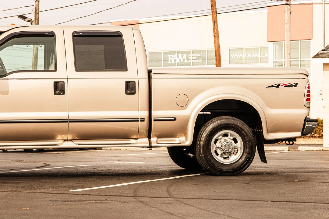 1999 Ford Super Duty 1st Gen - Image 19 of 31