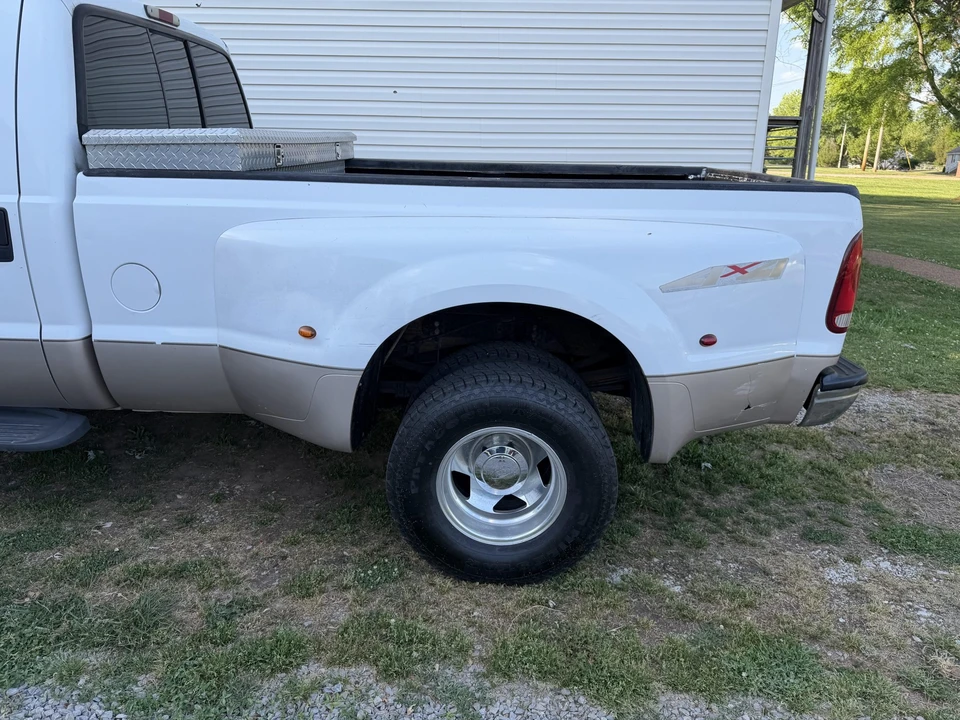 1999 Ford Super Duty 1st Gen - Image 19 of 31