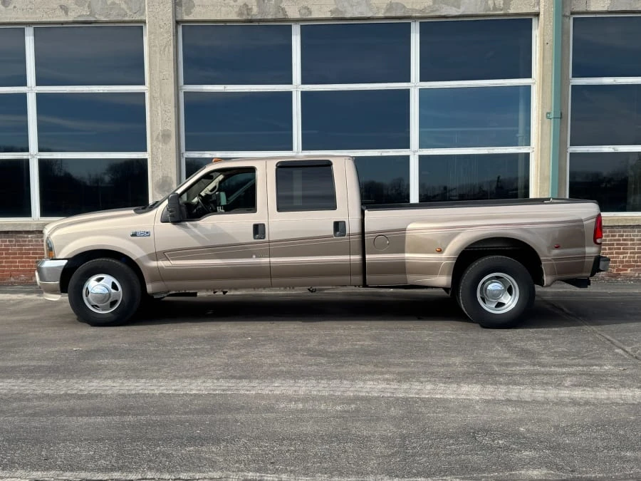 1999 Ford Super Duty 1st Gen - Image 2 of 14