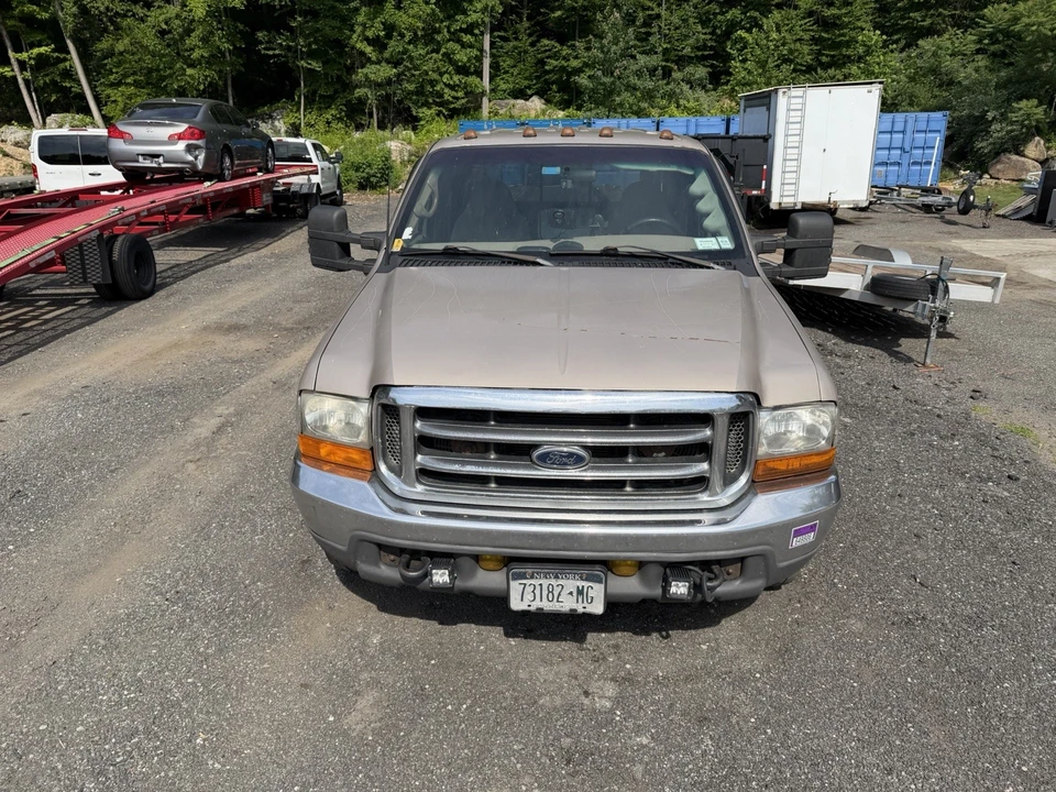 1999 Ford Super Duty 1st Gen - Image 2 of 17