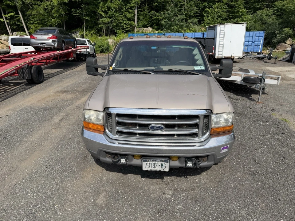 1999 Ford Super Duty 1st Gen - Image 2 of 10
