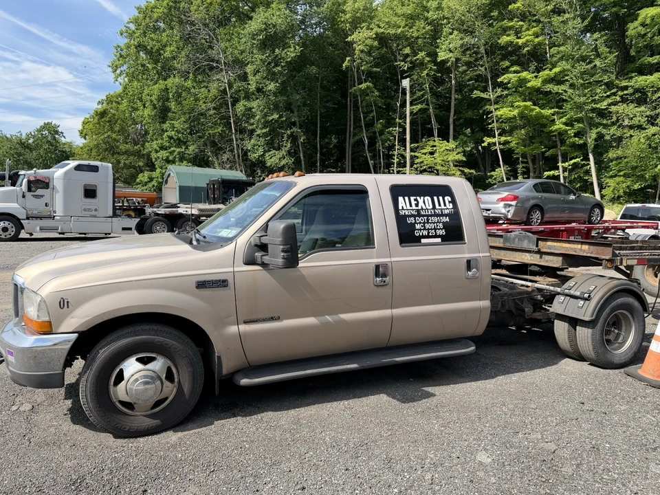 1999 Ford Super Duty 1st Gen - Image 3 of 10
