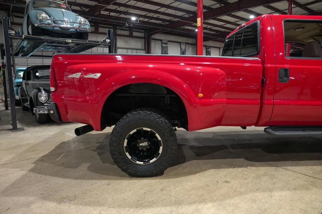 1999 Ford Super Duty 1st Gen - Image 9 of 12