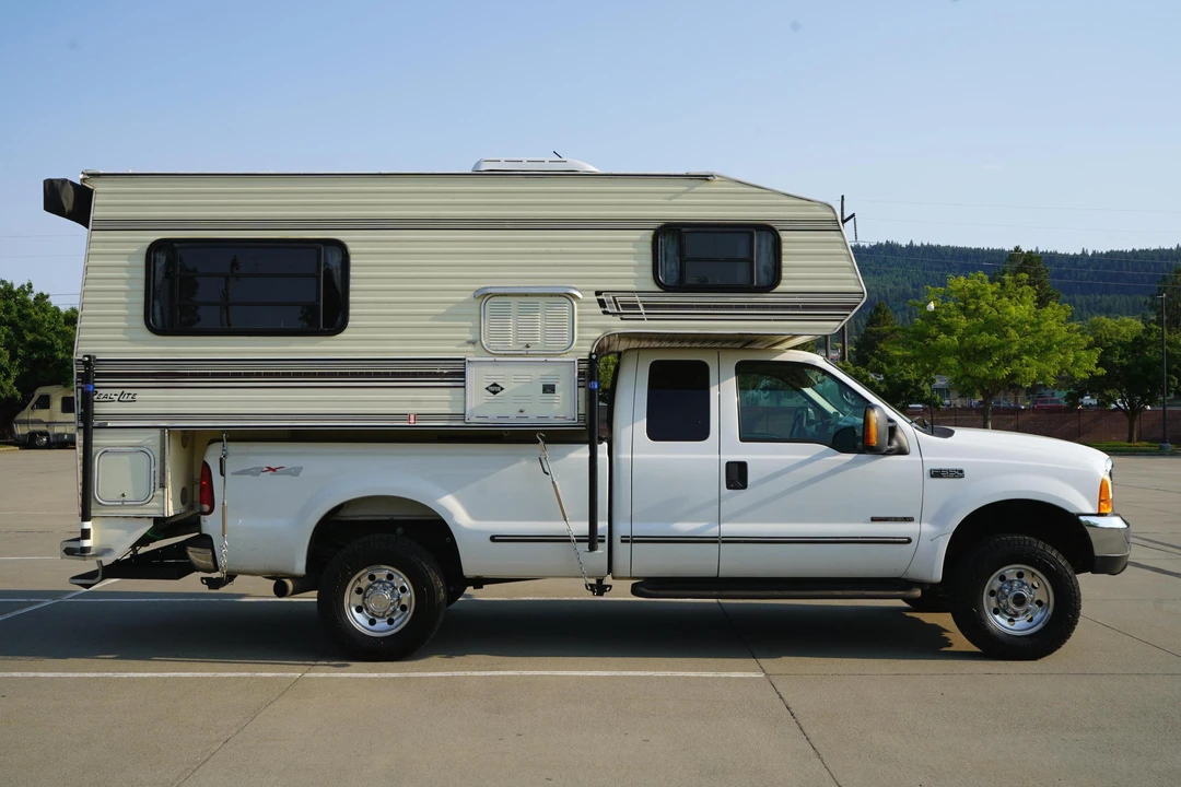 1999 Ford Super Duty 1st Gen - Image 3 of 31