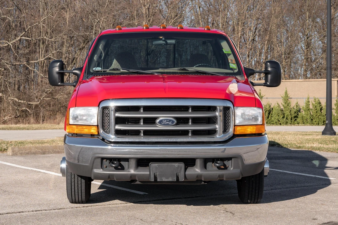 1999 Ford Super Duty 1st Gen - Image 2 of 31