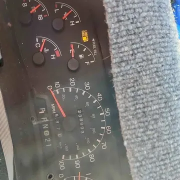 1999 Ford F-350 XL Pickup 4D 8 ft