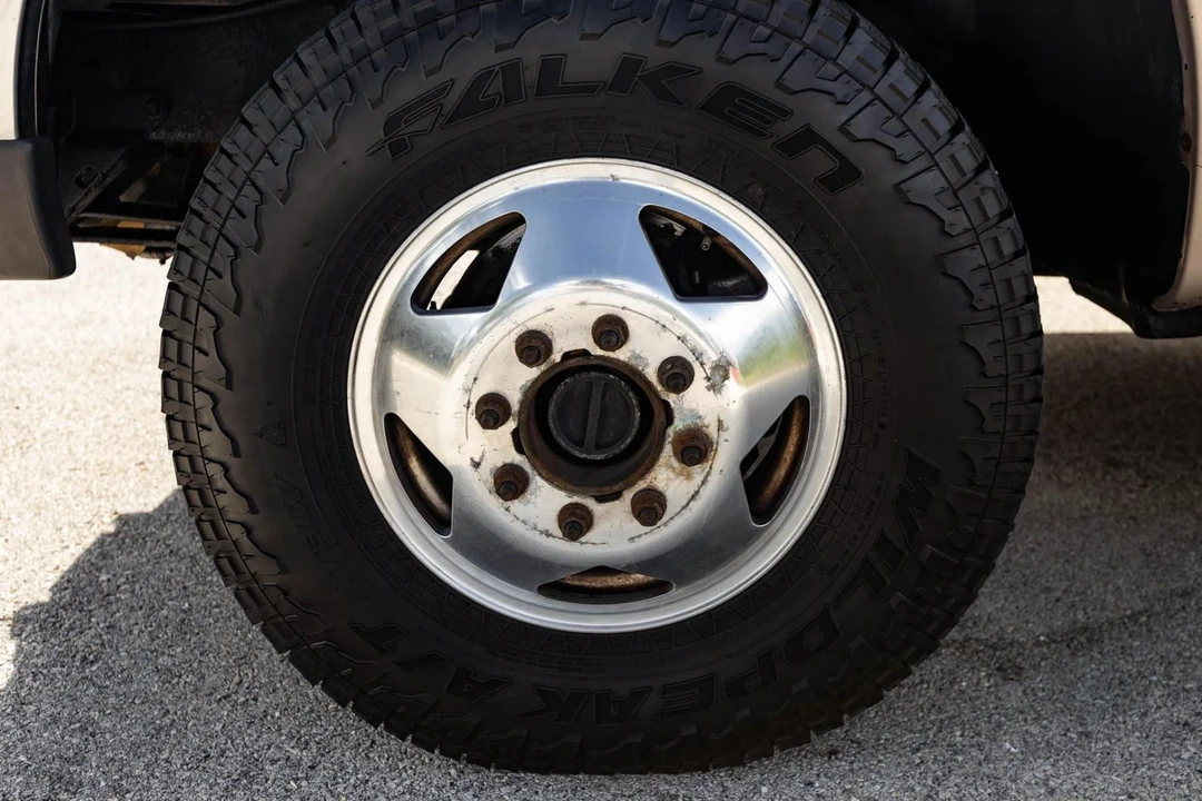 1999 Ford Super Duty 1st Gen - Image 5 of 12
