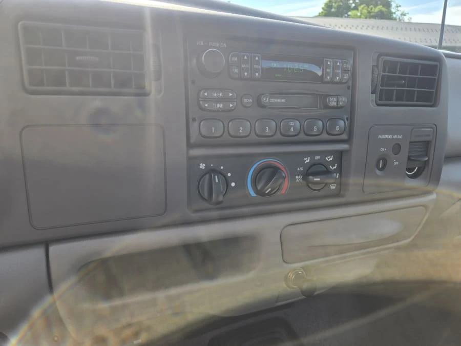 1999 Ford F-Series - Image 11 of 20