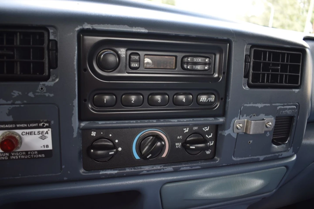 1999 Ford Super Duty 1st Gen - Image 22 of 29
