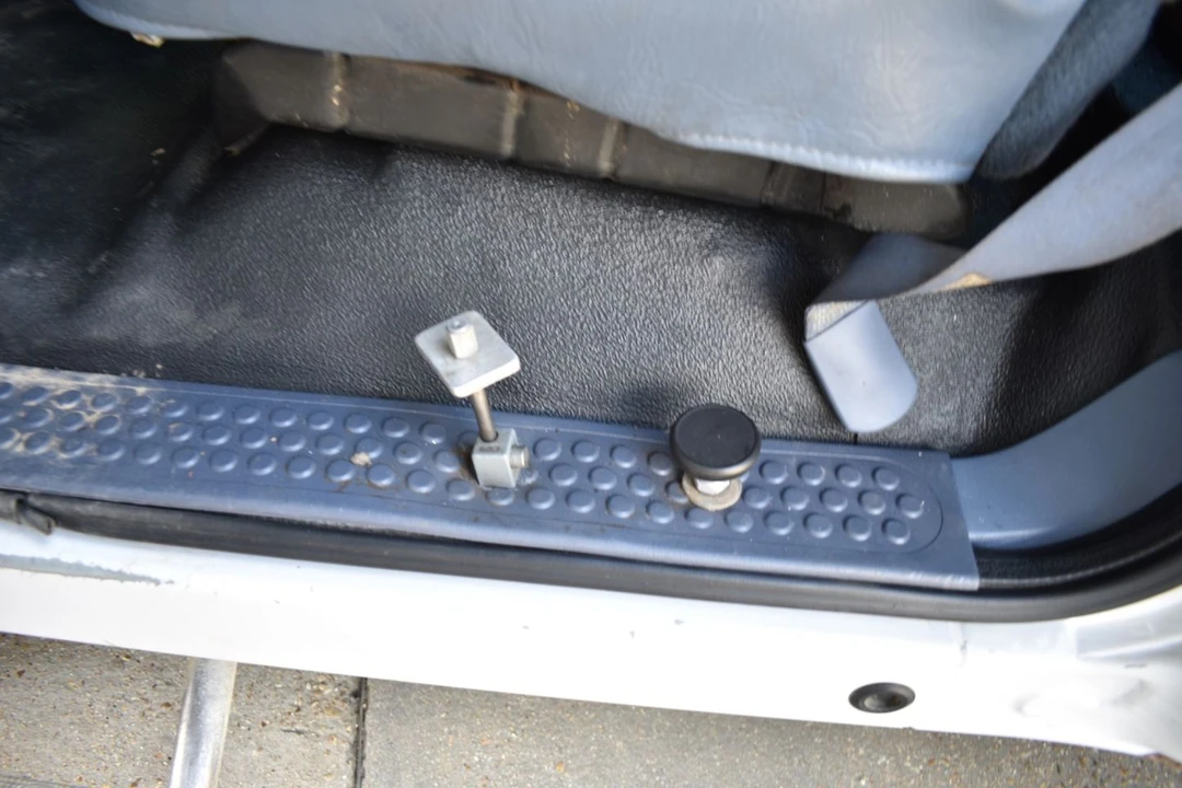 1999 Ford Super Duty 1st Gen - Image 21 of 29