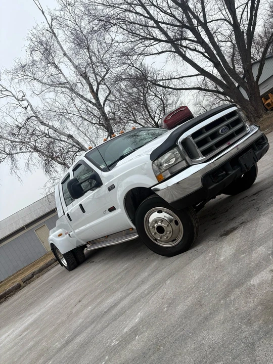 1999 Ford Super Duty 1st Gen - Image 2 of 19