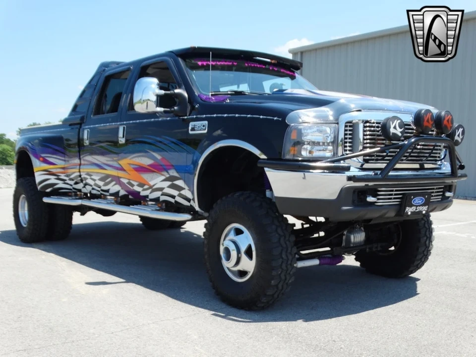 1999 Ford Super Duty 1st Gen - Image 11 of 12