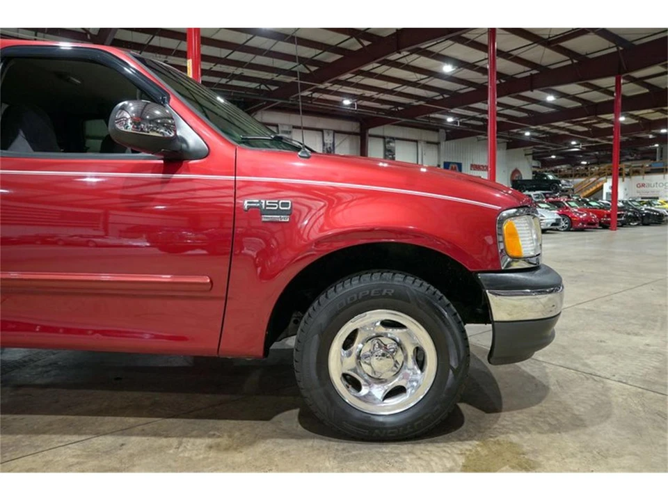 1999 Ford F-150 10th Gen - Image 11 of 31