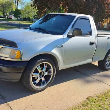 1999 Ford F150 Regular Cab Short Bed