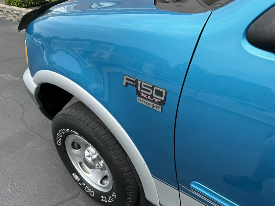 1999 Ford F-150 10th Gen - Image 4 of 12