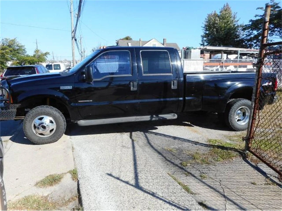 1999 Ford Super Duty 1st Gen - Image 19 of 25