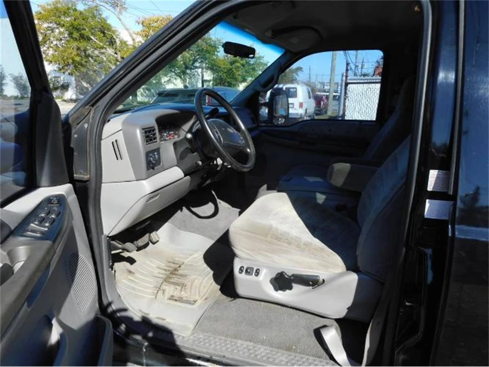 1999 Ford Super Duty 1st Gen - Image 16 of 25