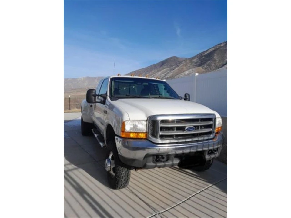 1999 Ford Super Duty 1st Gen - Image 2 of 10
