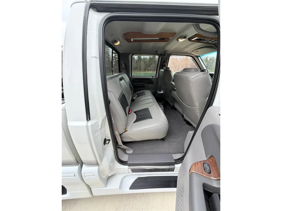 1999 Ford Super Duty 1st Gen - Image 15 of 21
