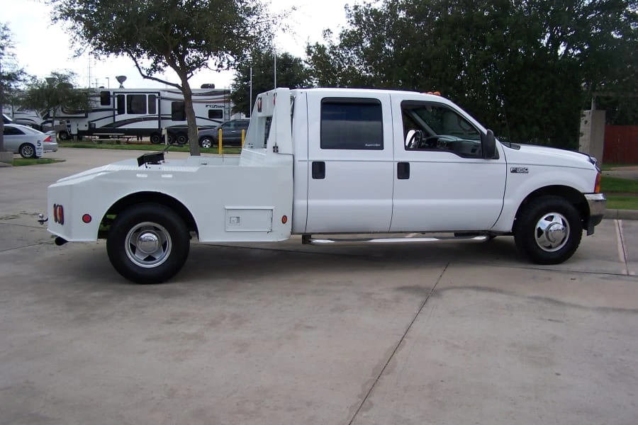 1999 Ford Super Duty 1st Gen - Image 2 of 10