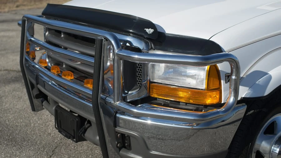 1999 Ford Super Duty 1st Gen - Image 9 of 12