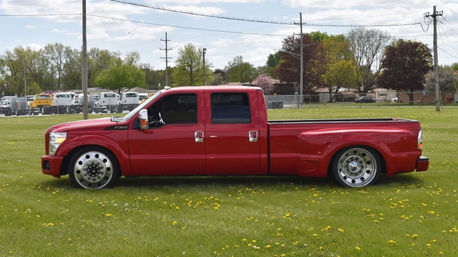 1999 Ford Super Duty 1st Gen - Image 2 of 16