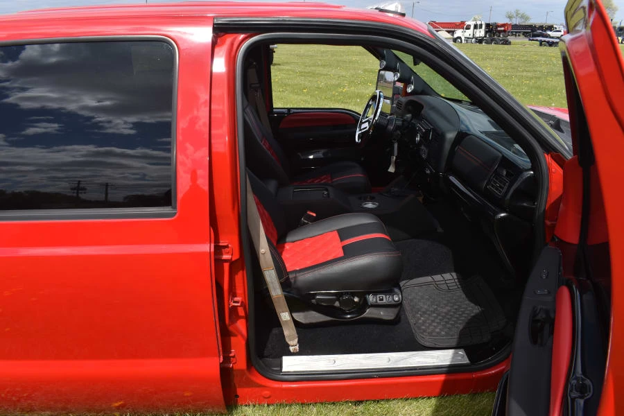 1999 Ford Super Duty 1st Gen - Image 15 of 16