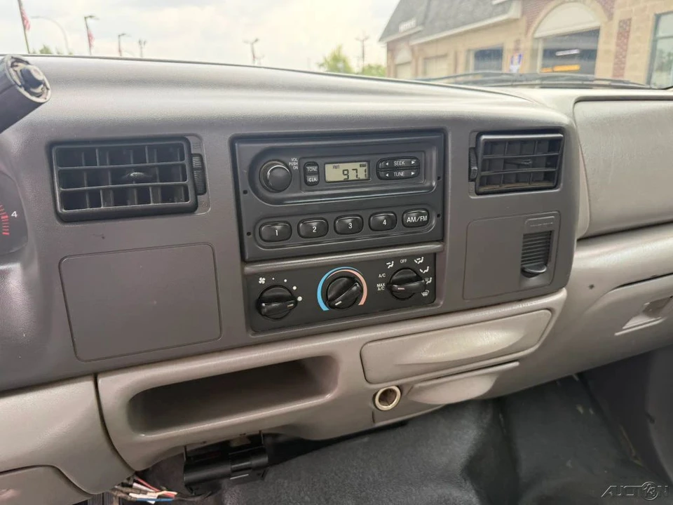 1999 Ford Super Duty 1st Gen - Image 23 of 24