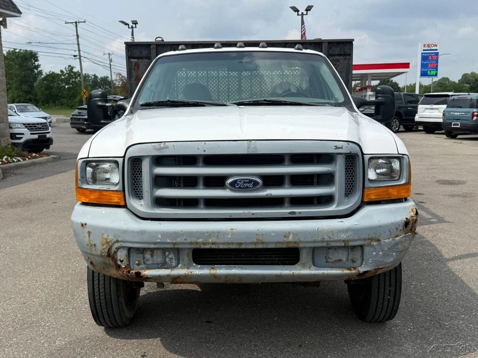 1999 Ford Super Duty 1st Gen - Image 2 of 24