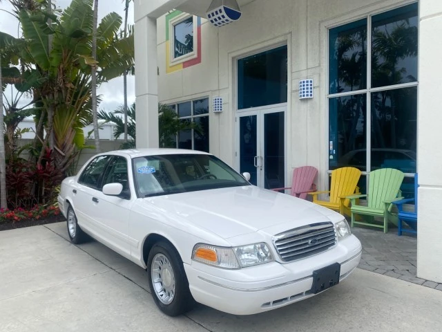 1999 Ford Crown Victoria - Image 2 of 21