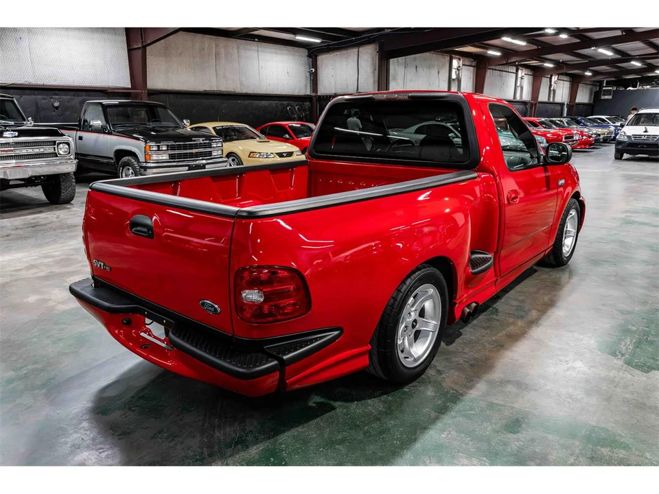 1999 Ford F-150 SVT Lightning 10th Gen - Image 5 of 21