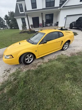 1999 Ford Mustang V6 Premium Coupe