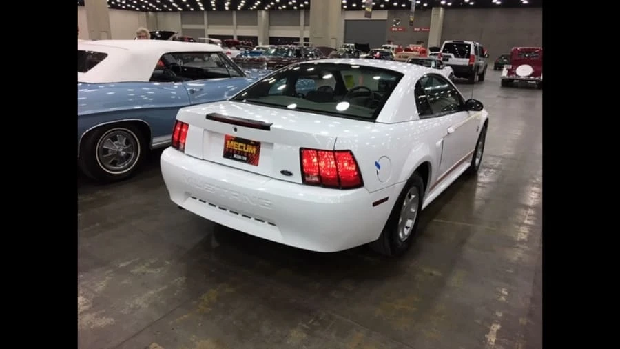 1999 Ford SN95 Mustang - Image 2 of 3