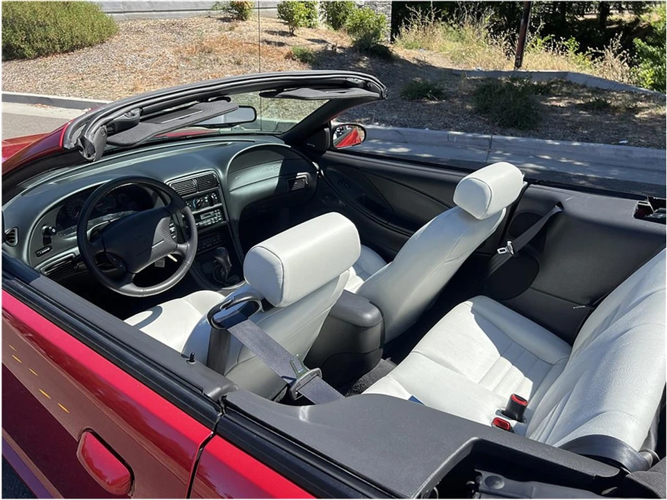 1999 Ford SN95 Mustang - Image 18 of 31