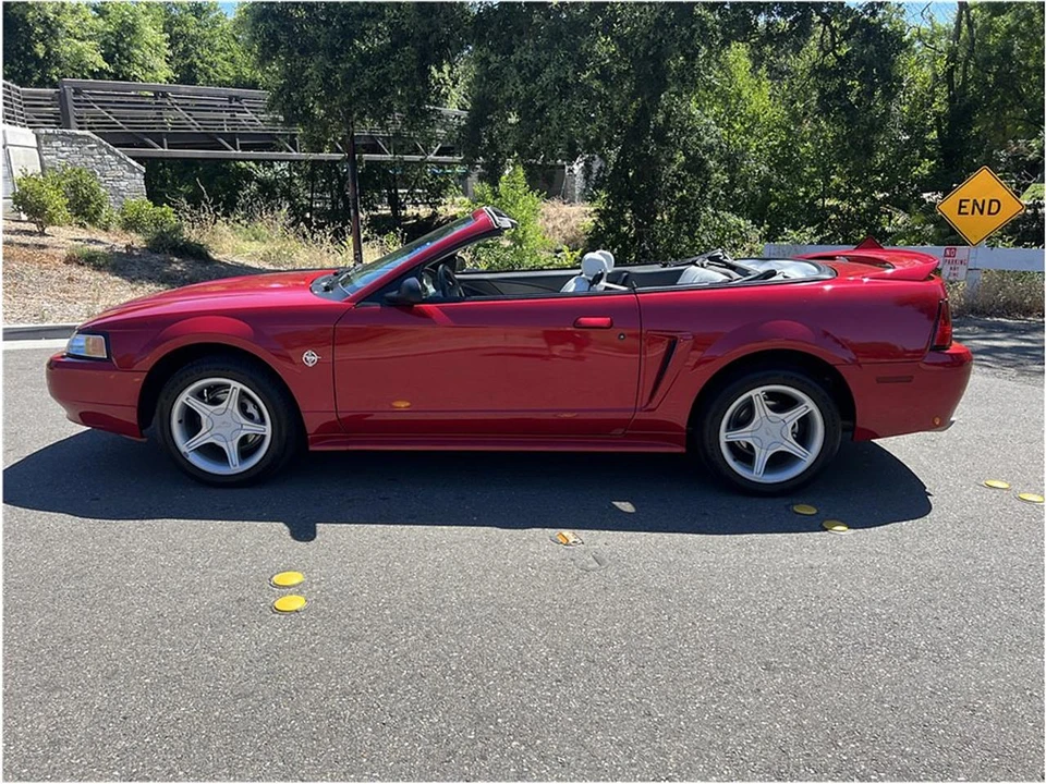 1999 Ford SN95 Mustang - Image 6 of 31