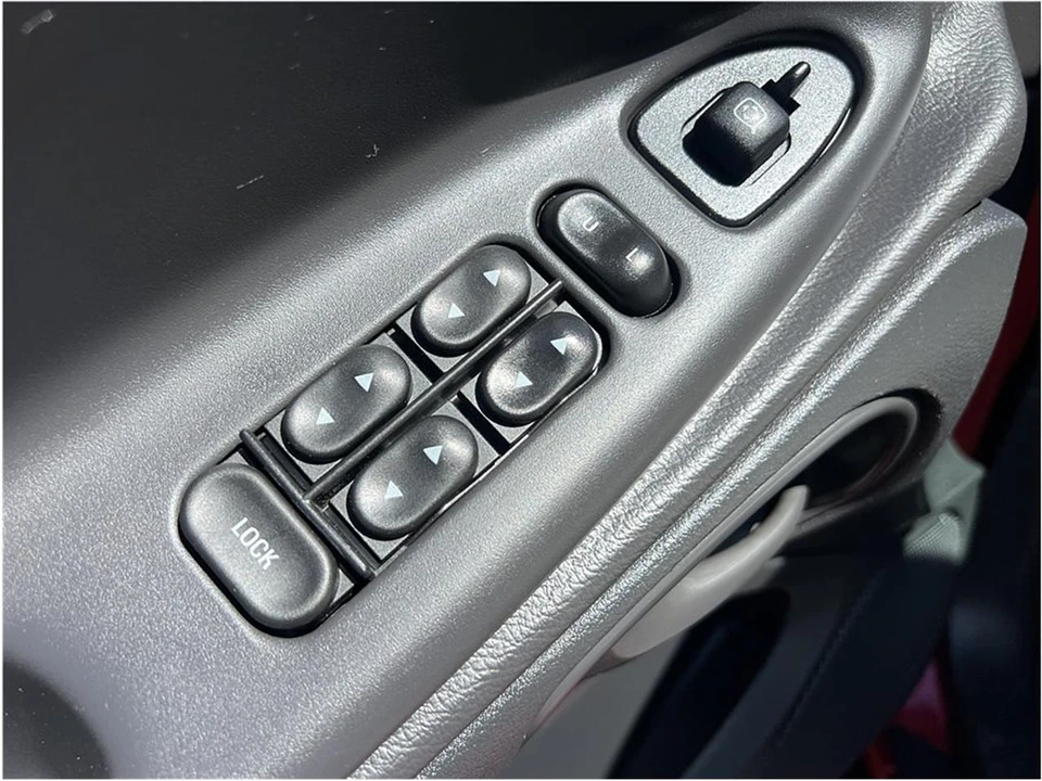 1999 Ford SN95 Mustang - Image 22 of 31