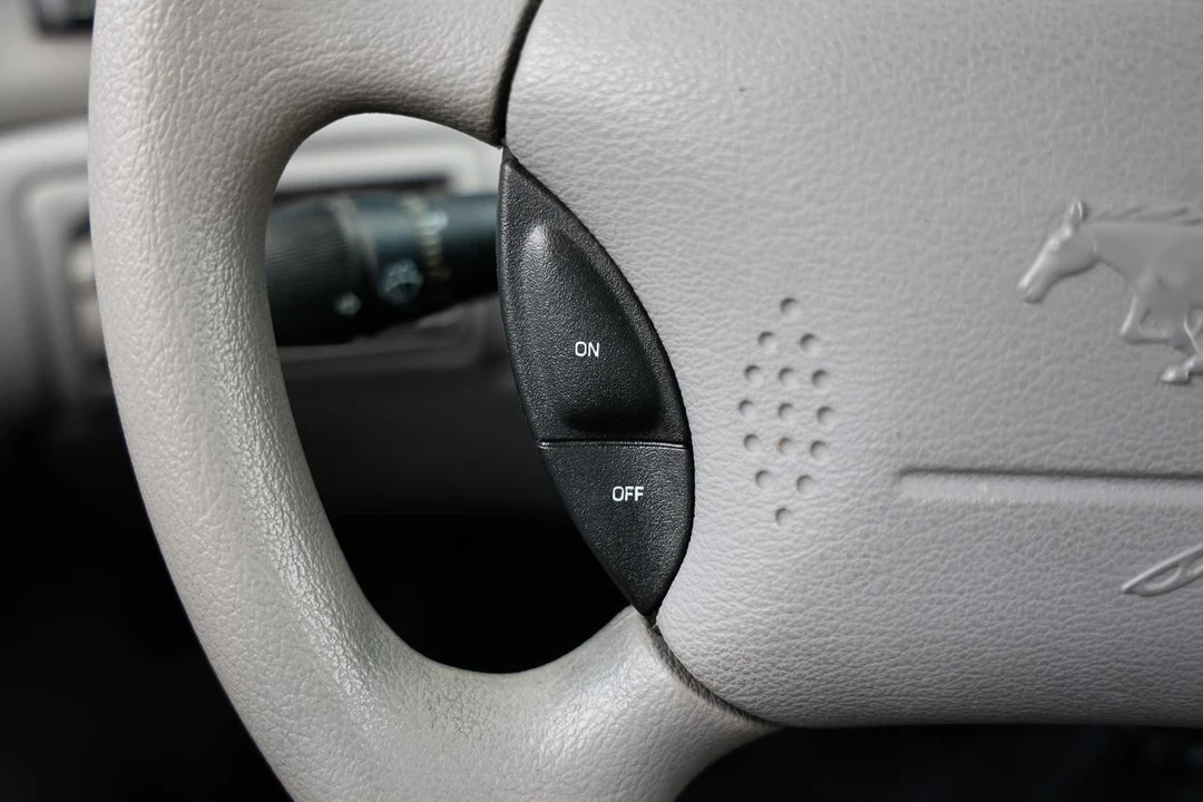 1999 Ford SN95 Mustang - Image 23 of 31