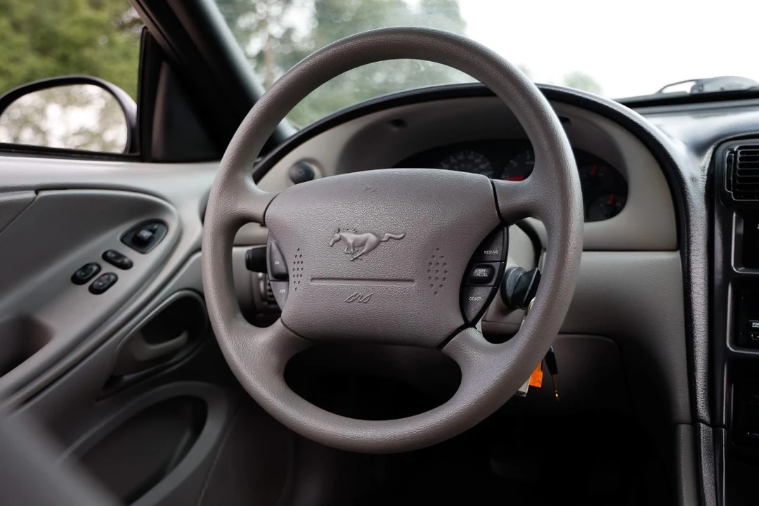 1999 Ford SN95 Mustang - Image 26 of 31