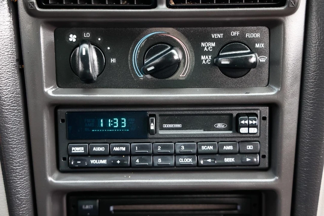 1999 Ford SN95 Mustang - Image 28 of 31