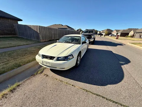 1999 Ford Mustang Base V6 Automatic
