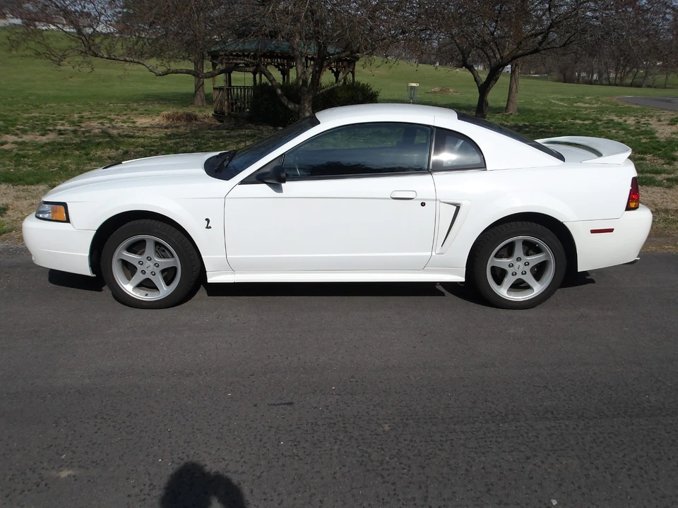 1999 Ford SN95 Mustang Cobra - Image 2 of 31
