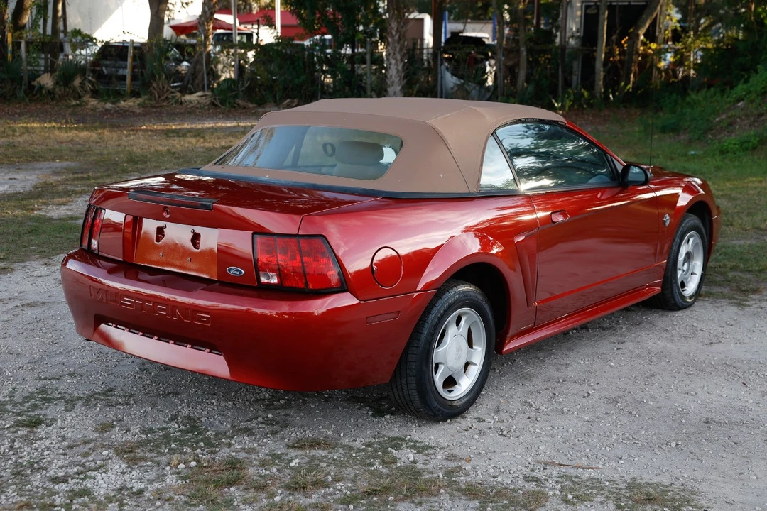 1999 Ford SN95 Mustang - Image 11 of 12