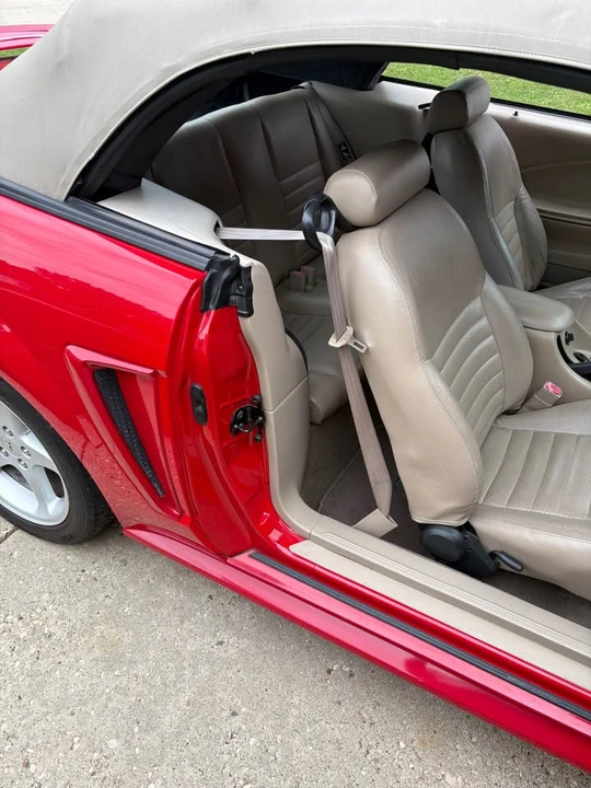 1999 Ford SN95 Mustang Cobra - Image 10 of 17
