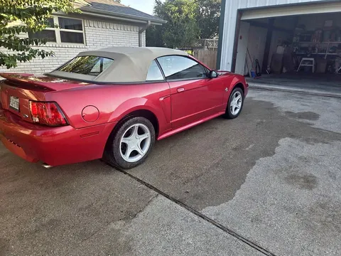 1999 Ford Mustang Convertible 2D