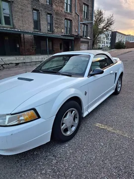 1999 Ford Mustang Convertible 2D