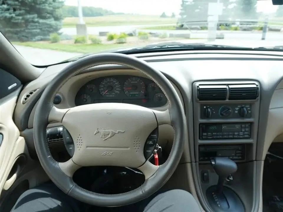 1999 Ford SN95 Mustang - Image 11 of 16